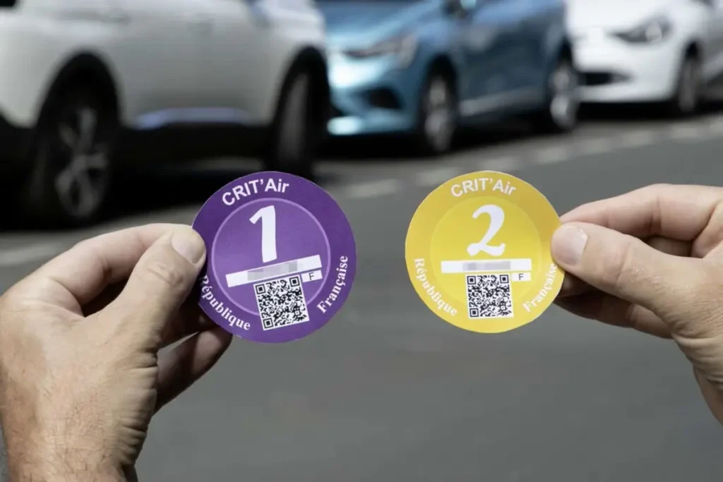 automobilistes le stationnement sera désormais interdit pour les voitures hors crit'air 1 et 2 à partir de cette date