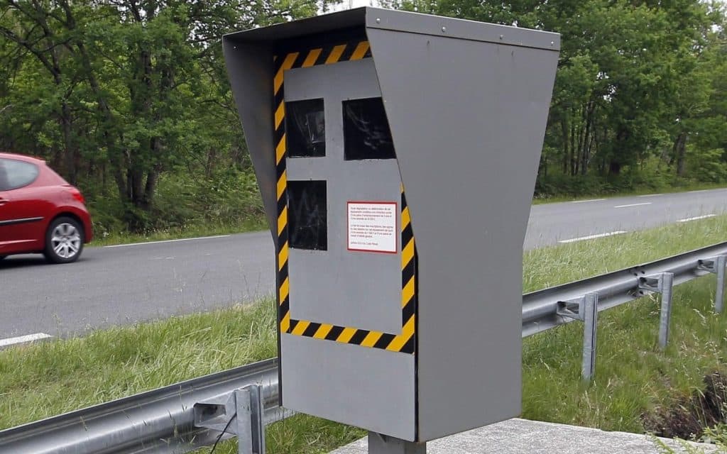 la nouvelle est tombée le gouvernement va tripler le nombre de voitures radars à partir de cette date, les amendes vont pleuvoir