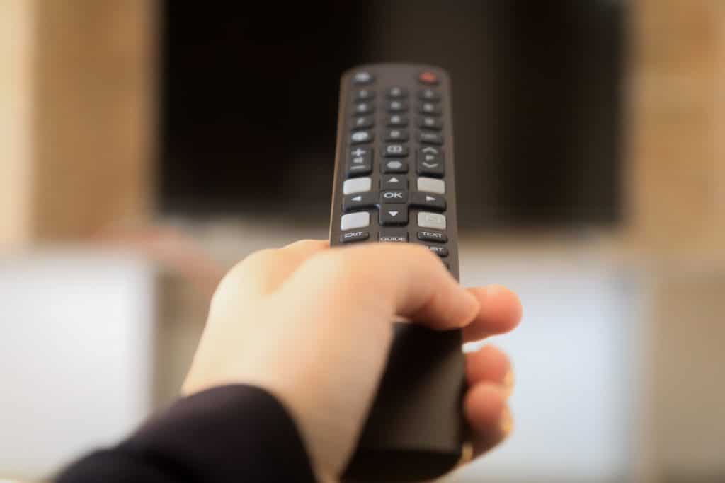 la nouvelle est tombée toutes les chaînes tv vont être coupées à partir de cette date et pendant plusieurs minutes